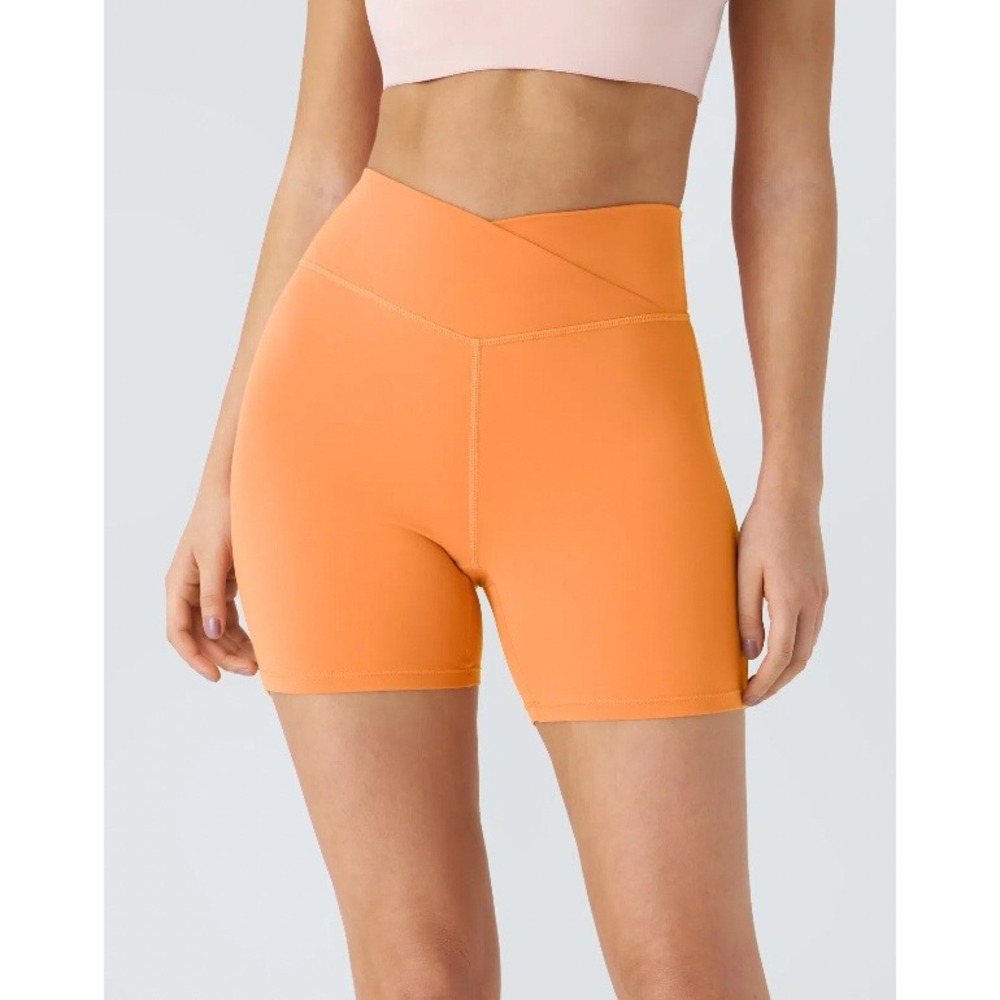 Halara Orange Softlyzero High Waisted Crossover Ruched Shorts 5'' Size Small‎